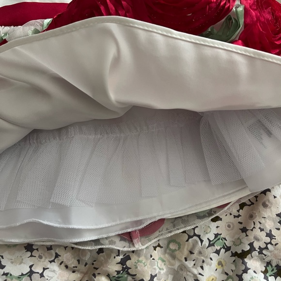 Beautiful baby girl frock.. size 6 months - Picture 2 of 9